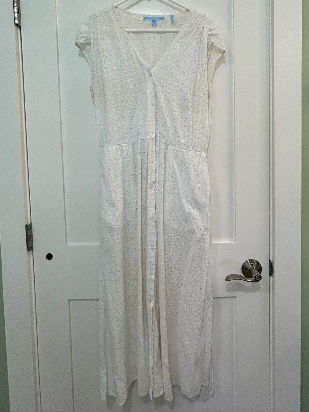 Draper James White Eyelet Maxi Dress Size 12 Button Front Belted Cottagecore